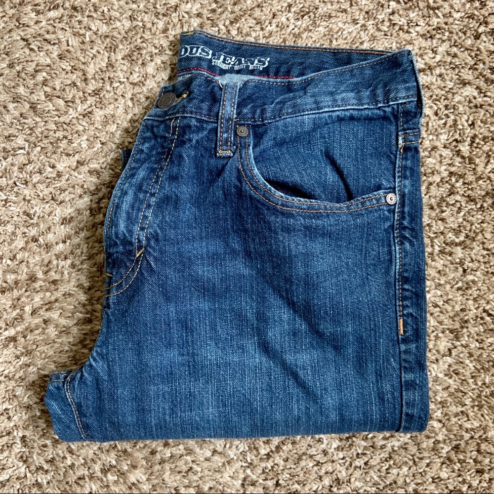 Men’s Old Navy straight fit jeans 33x32
